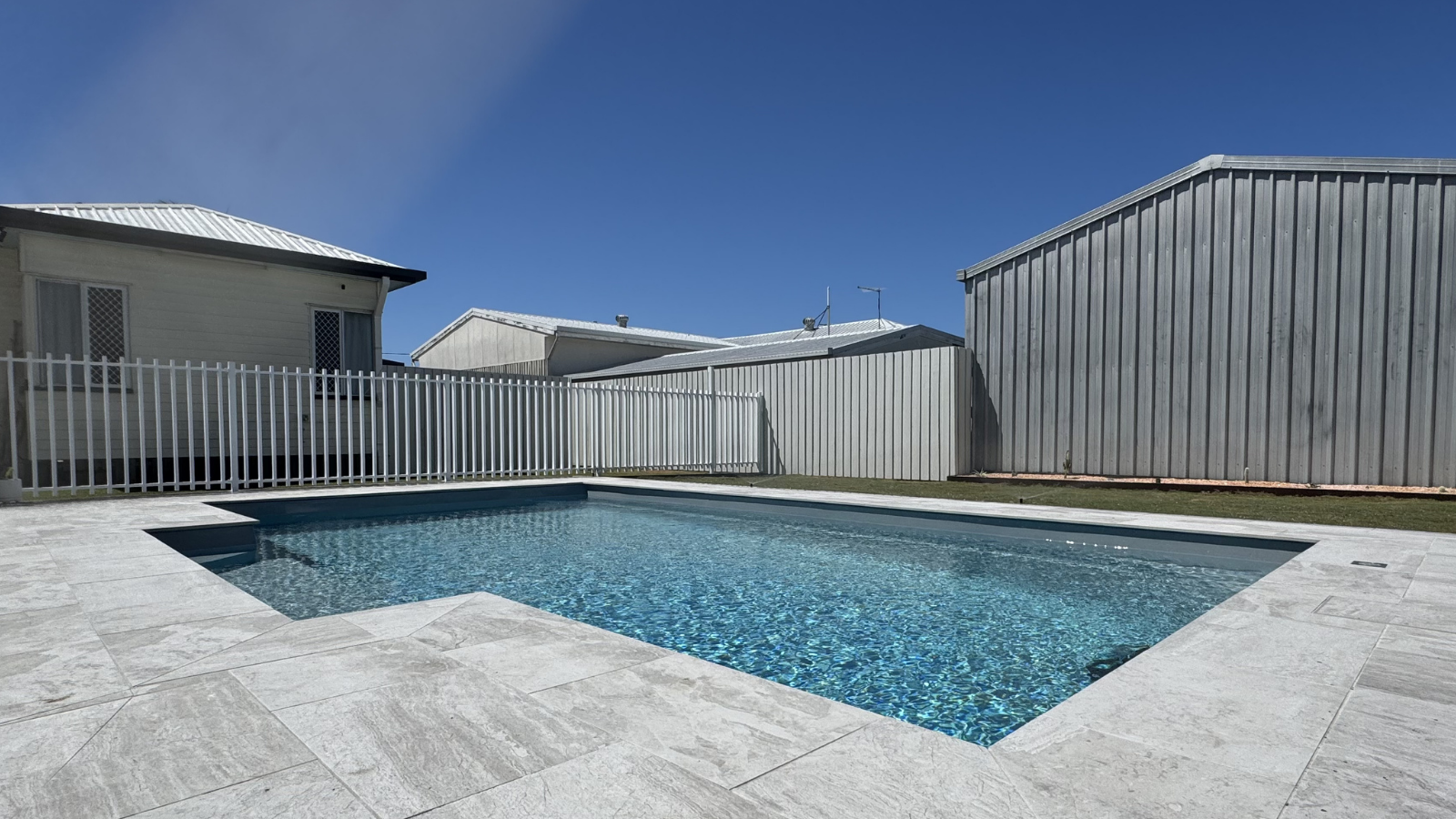 Pool Sanitation System: Chlorine, Saltwater, or Magnesium?